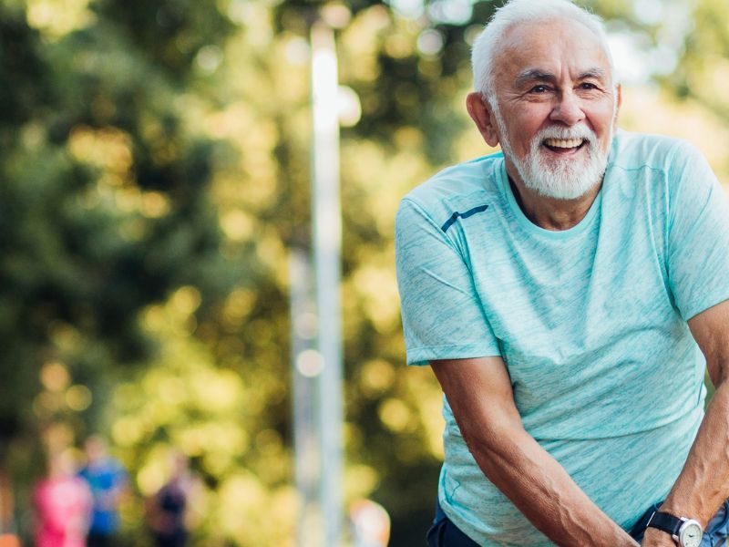 De mi is pontosan az MCT olaj? Az MCT olaj, teljes nevén közepes láncolatú triglicerid, azaz zsírsav, amelyet a kókuszolajból vagy a pálmamagoljaból tudnak kinyerni.