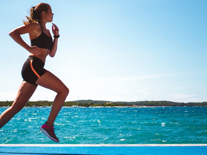 Sporttippek a nyári formád eléréséhez: Diéta, testmozgás és MCT olaj